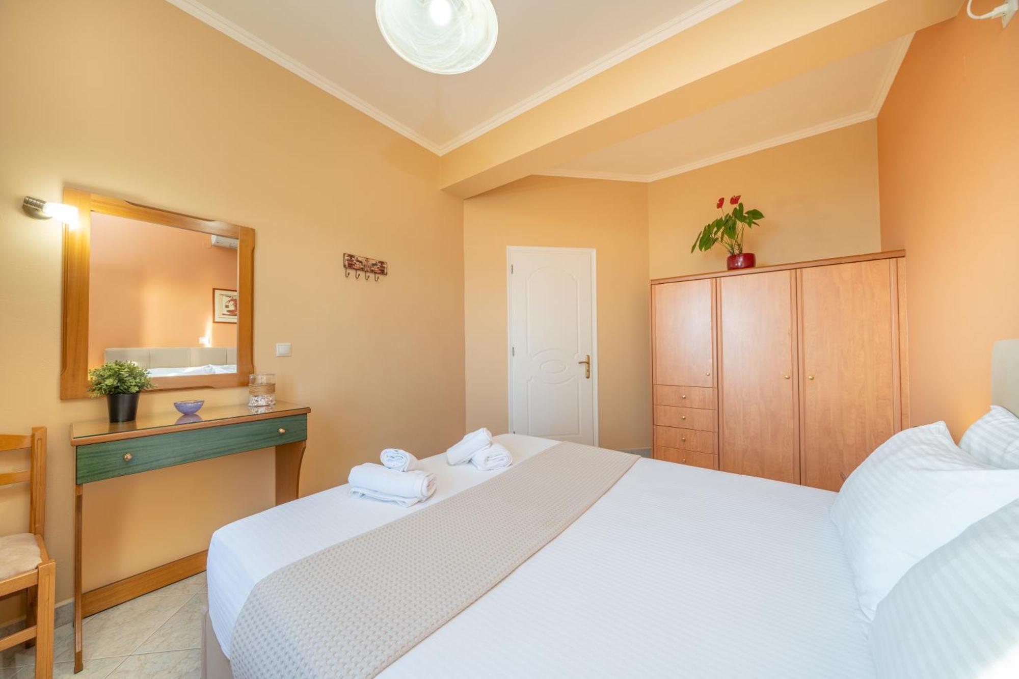 Eleftheria Apartments Βλαχάτα Εξωτερικό φωτογραφία